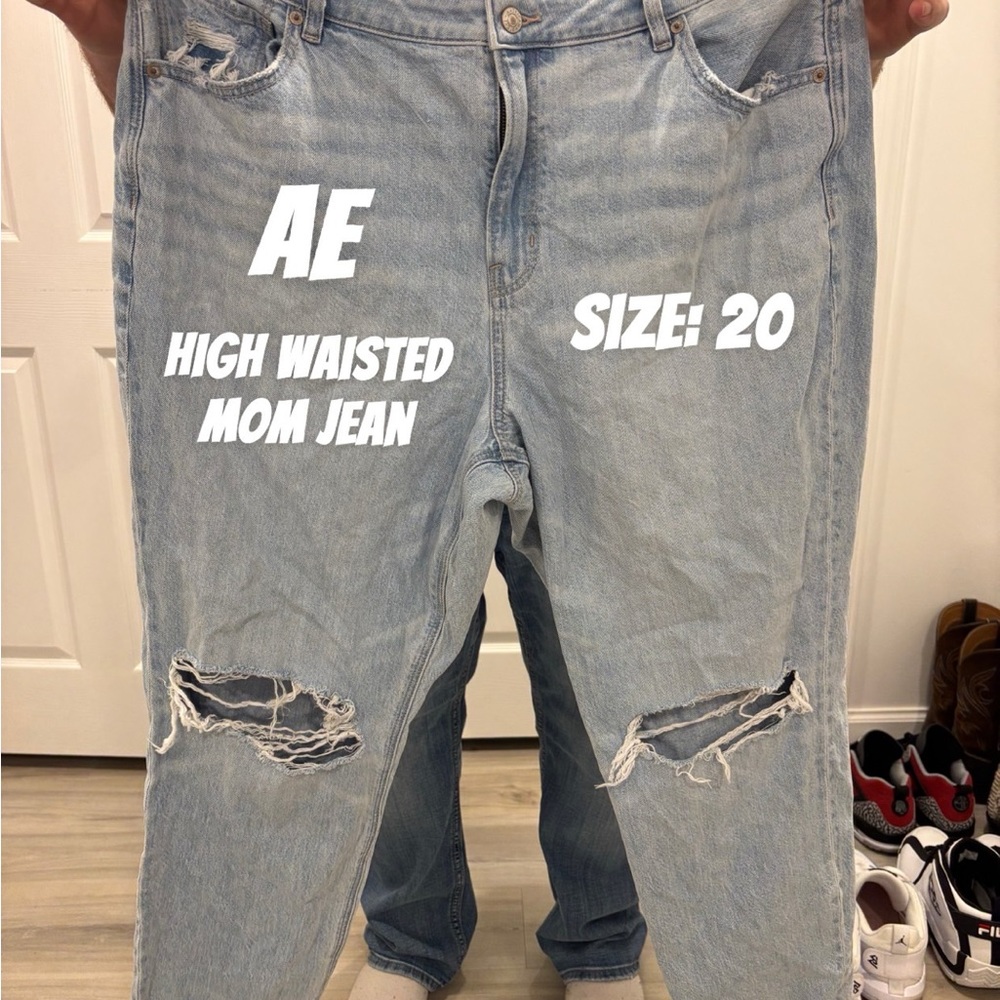 American Eagle- Women’s Jeans Sizes 18 & 20 - Picture 3 of 7